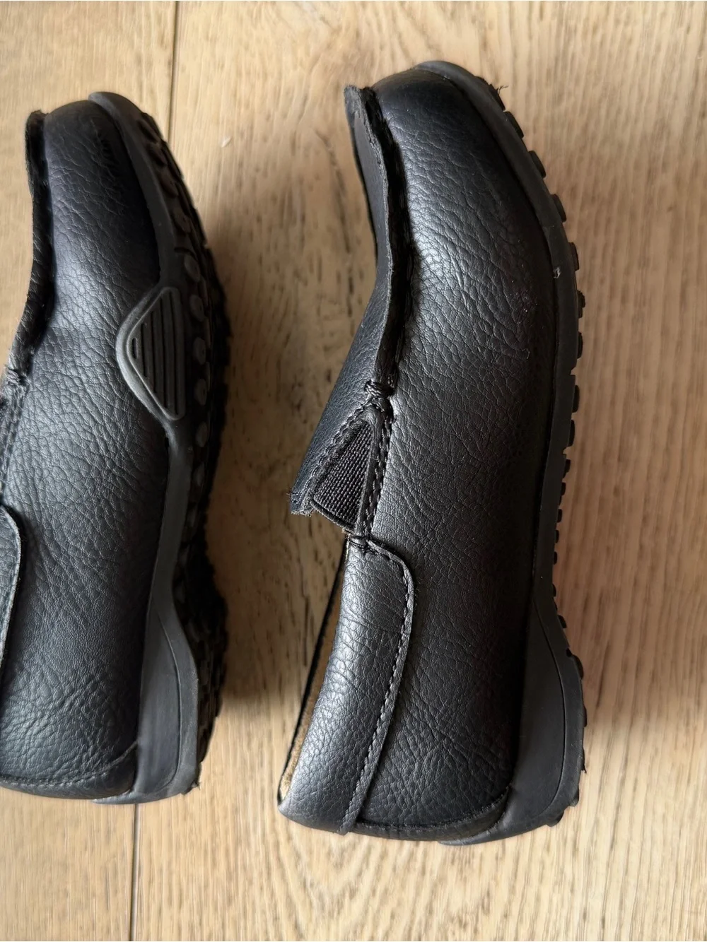 The Children's Place Black Kids Slip-On Loafers | Size 9